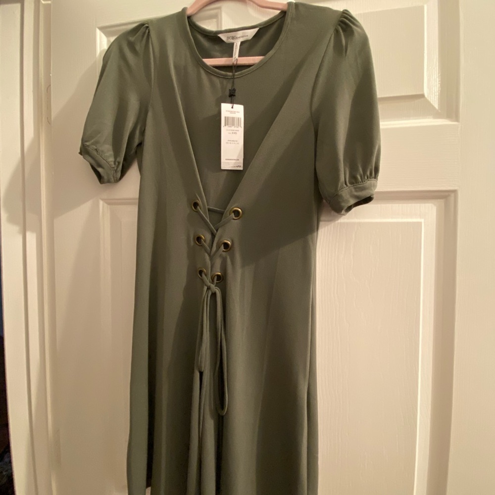 BCBG Lace-up dress - Picture 3 of 5